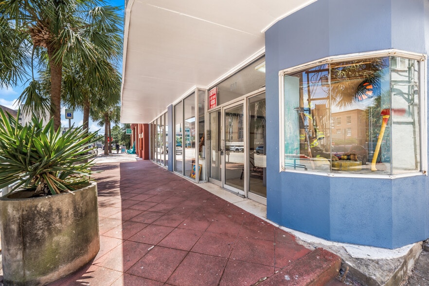 More Photos Of 515 22nd St, Galveston General Retail For Sale