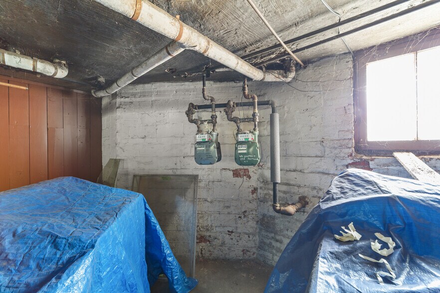 More Photos Of , Cleveland Unknown For Sale