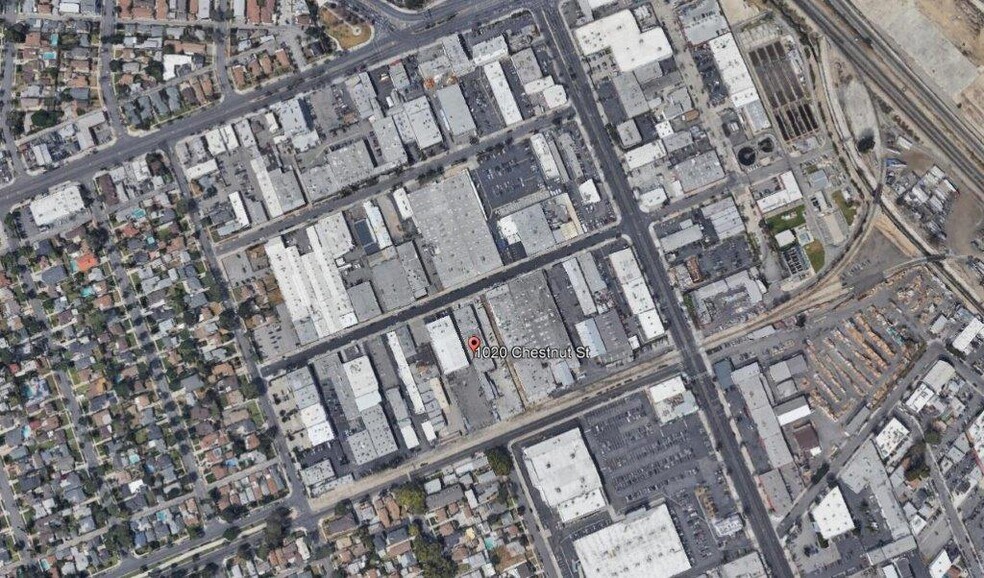 More Photos Of 1020 Chestnut St, Burbank Light Distribution For Lease