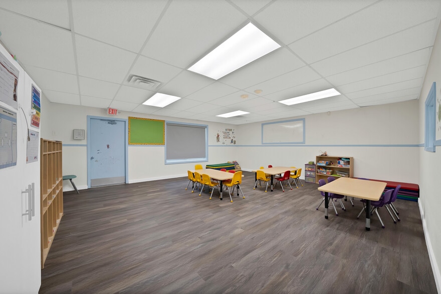 More Photos Of 130 S Moore Rd, Coppell Daycare Center For Sale