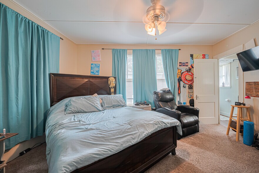 More Photos Of , Wharton Multifamily For Sale