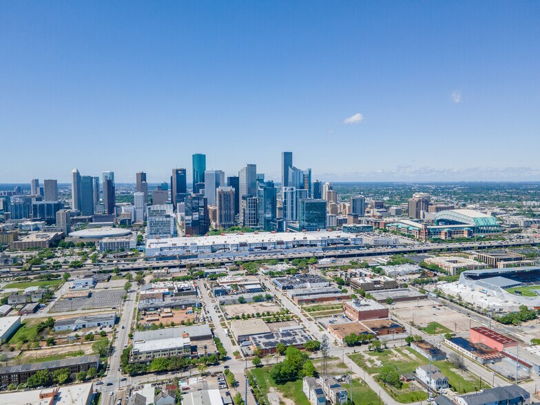 More Photos Of 2619 Polk St, Houston Land For Lease