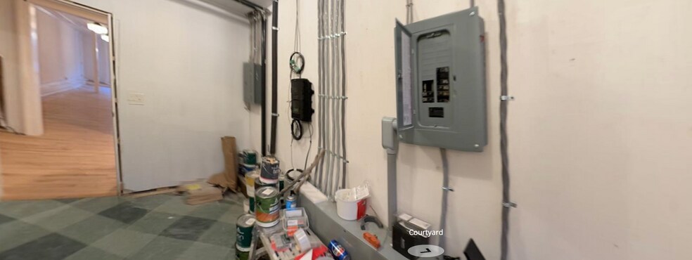 More Photos Of 620 1/2 Warren St, Hudson General Retail For Lease