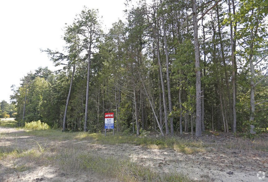 Primary Photo Of 11725 Mt Holly-Huntersville Rd, Huntersville Land For Lease