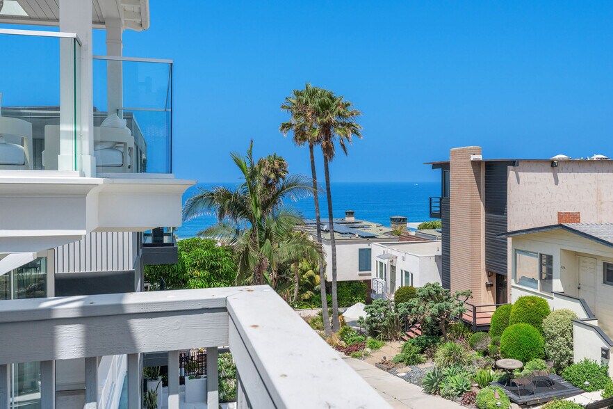 More Photos Of 232 29th St, Manhattan Beach Multifamily For Sale