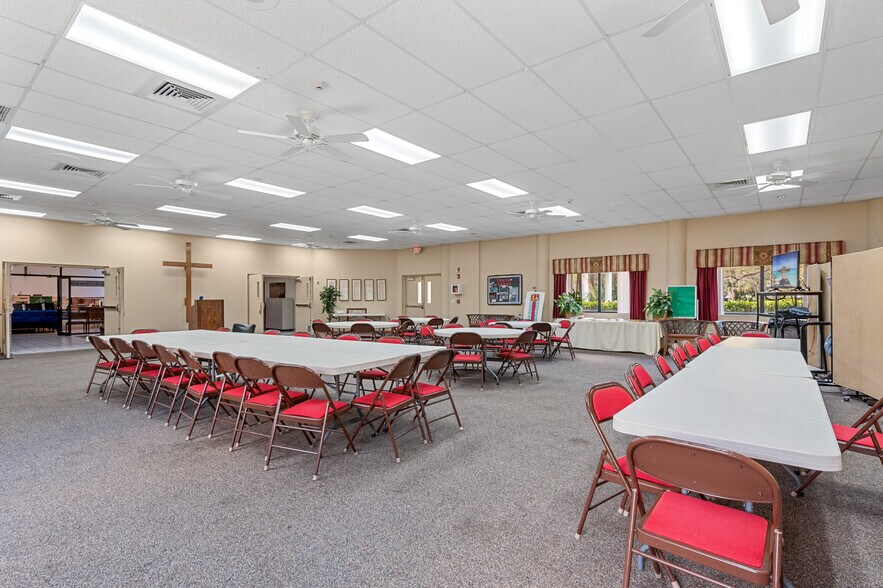 More Photos Of 7875 W McNab Rd, Tamarac Religious Facility For Sale