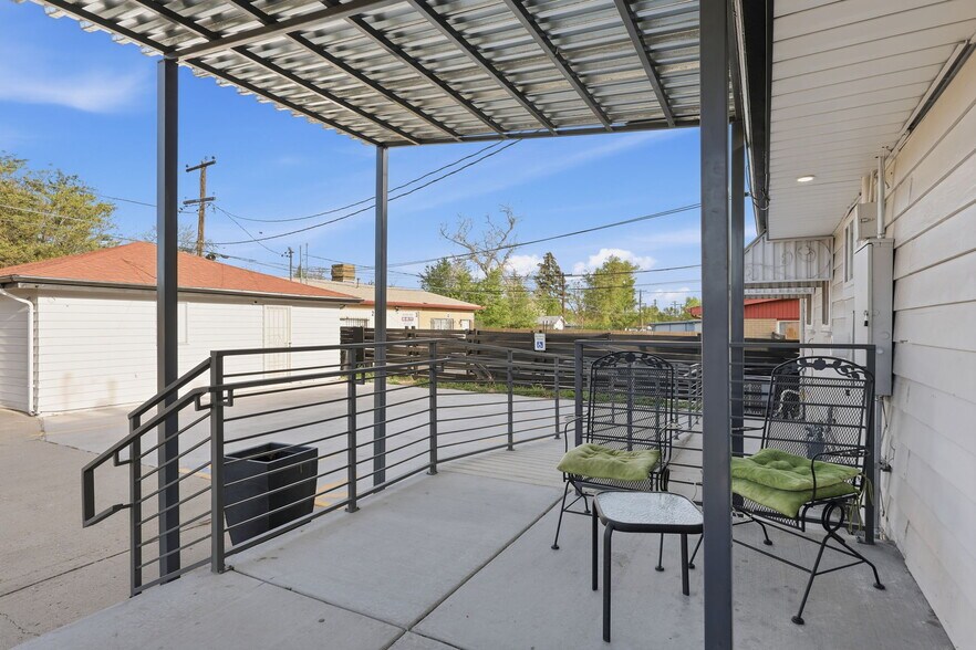 More Photos Of 25 Sheridan Blvd, Lakewood Freestanding For Sale
