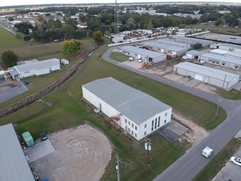 Primary Photo Of 402 Machine Loop, Scott Warehouse For Sale