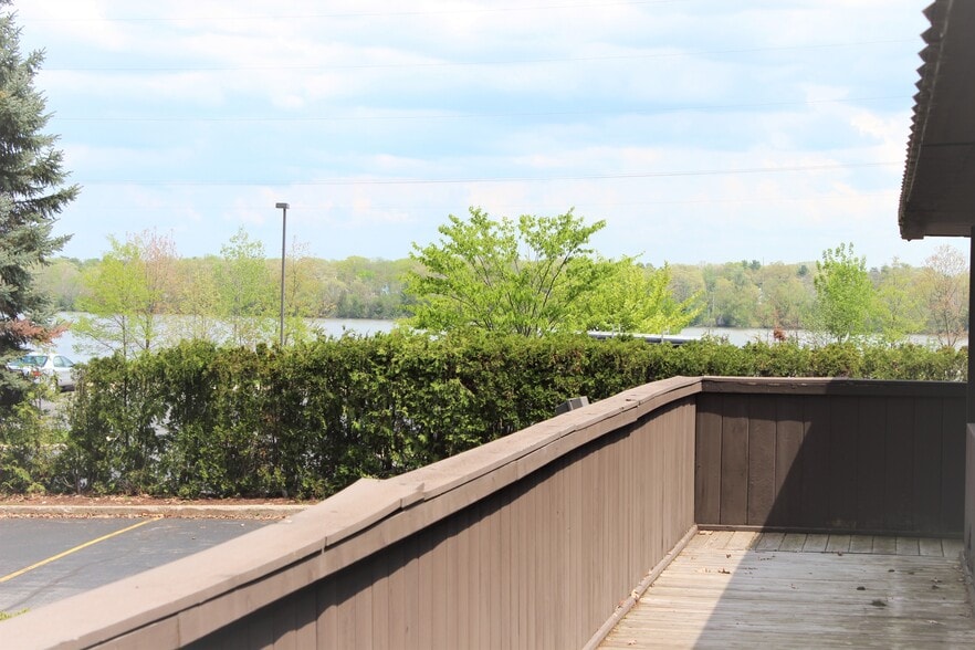 More Photos Of 201 E Seventeenth St, Traverse City Office For Lease