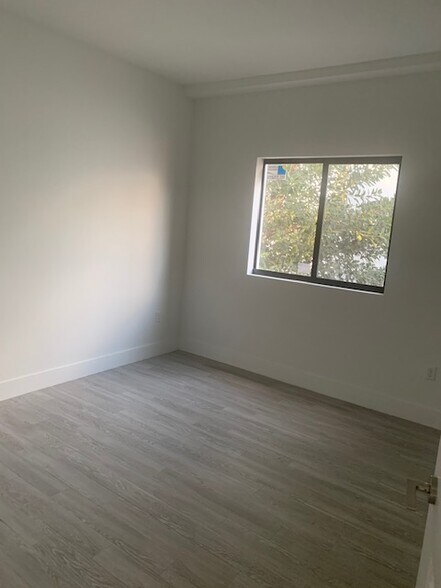 More Photos Of 751 NW 1st St, Miami Apartments For Sale