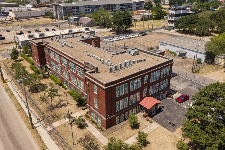 More Photos Of 1403 Corinth Rd, Dallas Apartments For Sale