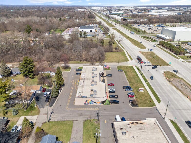 More Photos Of 33131-33289 Mound Rd, Sterling Heights Unknown For Lease