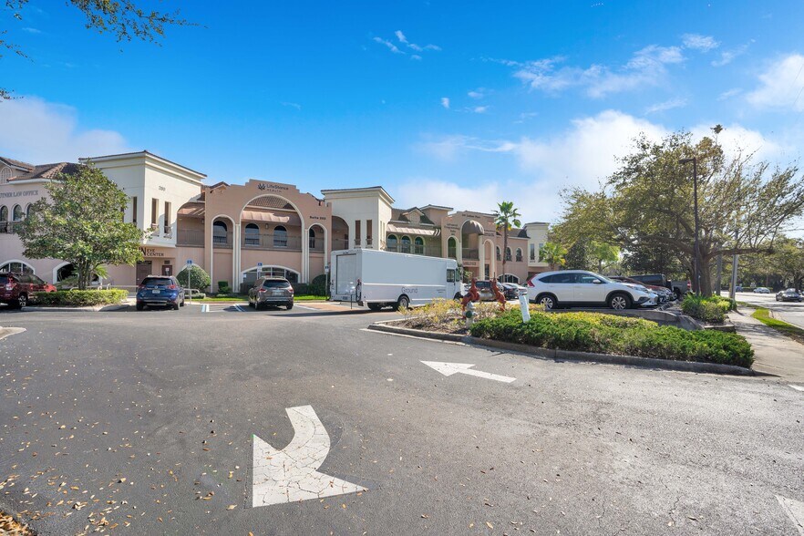 More Photos Of 260 Lookout Pl, Maitland Medical For Sale