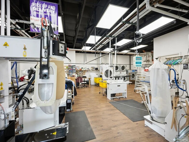 More Photos Of 403-409 W 3rd St, La Junta Storefront For Sale