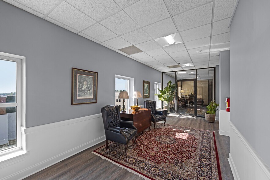 More Photos Of 116 N Church St, Jackson Office For Lease