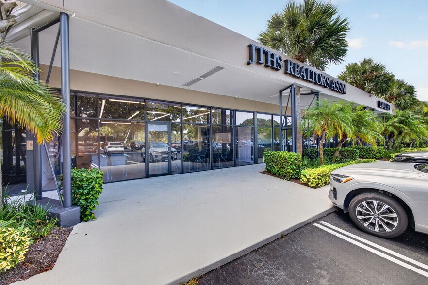 More Photos Of 2151 S Alternate A1A Hwy, Jupiter Medical For Sale