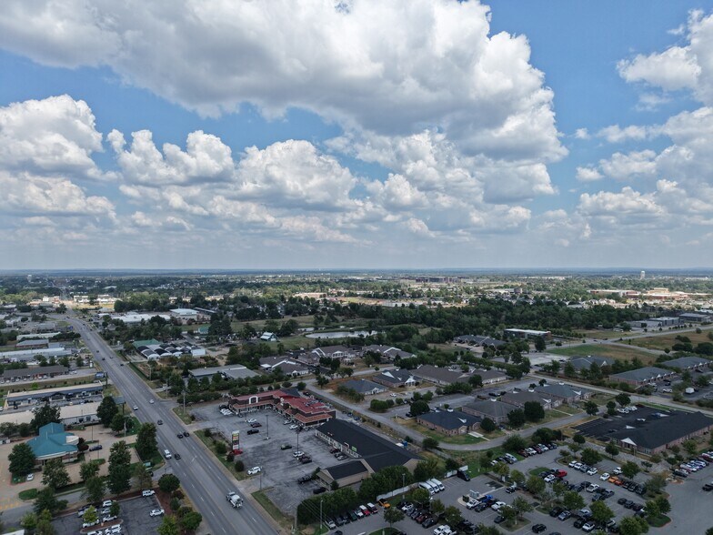 More Photos Of 2505 S Walton Blvd, Bentonville General Retail For Sale