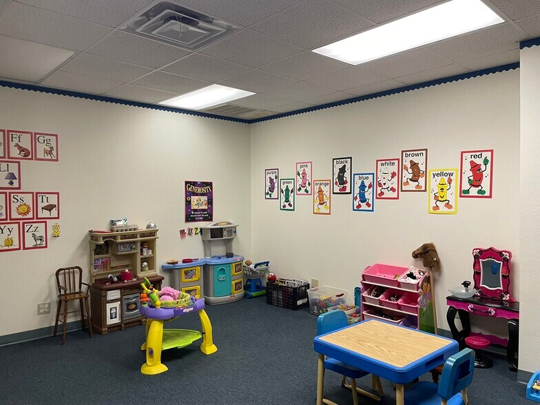 More Photos Of 11141 N Avenue L, La Porte Religious Facility For Sale