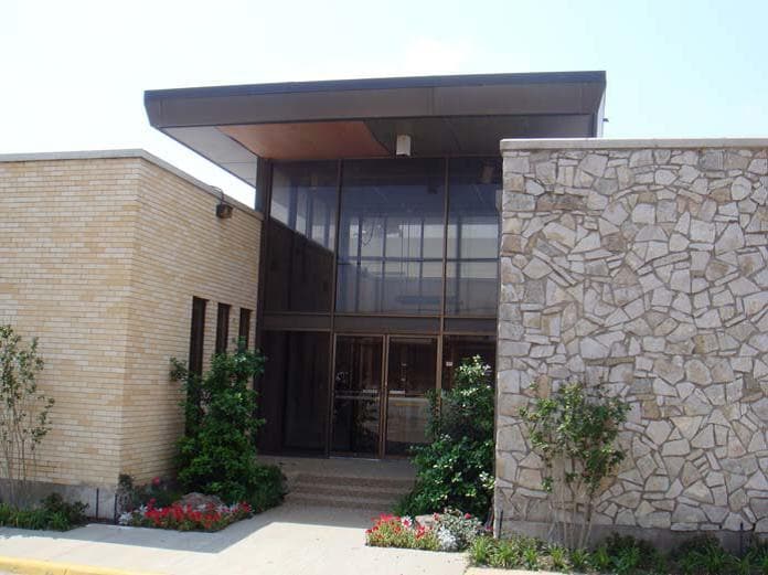 More Photos Of 910 10th St, Plano Warehouse For Lease