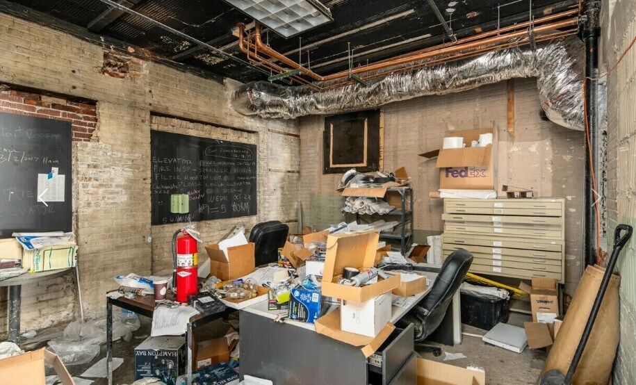 More Photos Of 223 W Lake St, Chicago Apartments For Lease