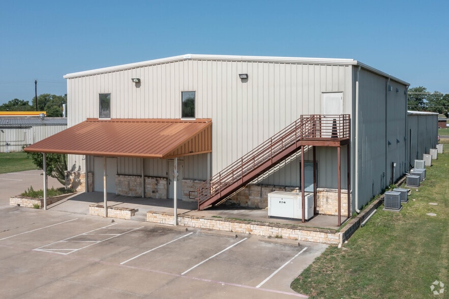 More Photos Of 3723 S FM 551, Royse City Flex For Lease