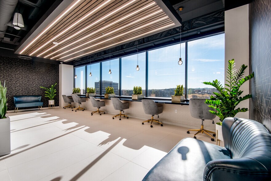 More Photos Of 511 E John Carpenter Fwy, Irving Coworking Space