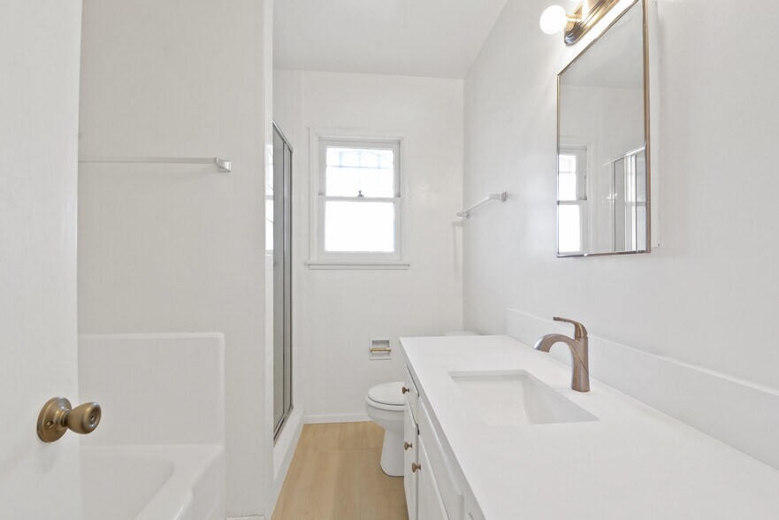 More Photos Of 8529 Cashio St, Los Angeles Apartments For Sale