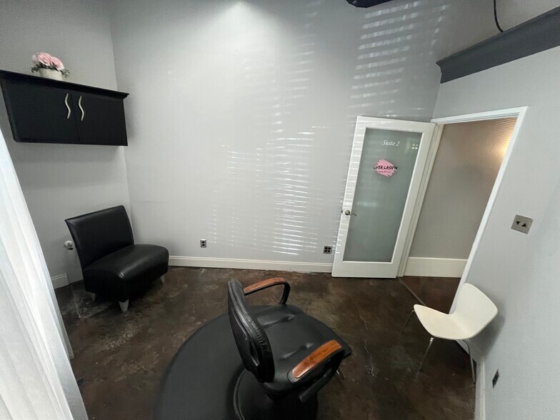 More Photos Of 4400-4404 Colleyville Blvd, Colleyville Unknown For Lease