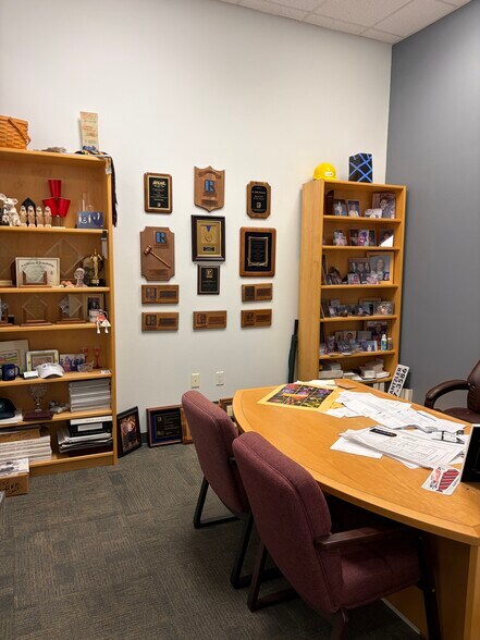 More Photos Of 230 Central Ave W, Winter Haven Storefront For Lease