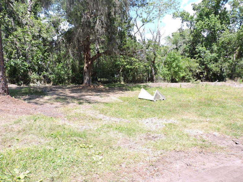 More Photos Of 3713 Cedar Point Rd, Jacksonville Land For Sale