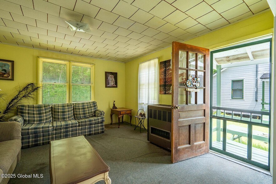 More Photos Of 4140 County Route 48, Argyle Specialty For Sale