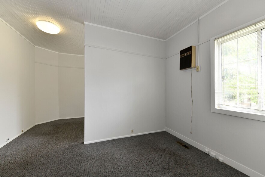 More Photos Of 1200 Jefferson St, Napa Office For Sale