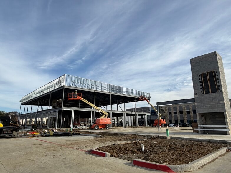 More Photos Of Spring Creek Parkway, Plano Office For Sale