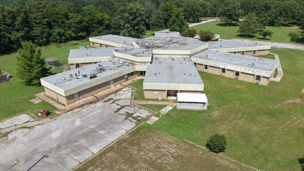More Photos Of 10A Highway 289, Horseshoe Bend Skilled Nursing Facility For Sale