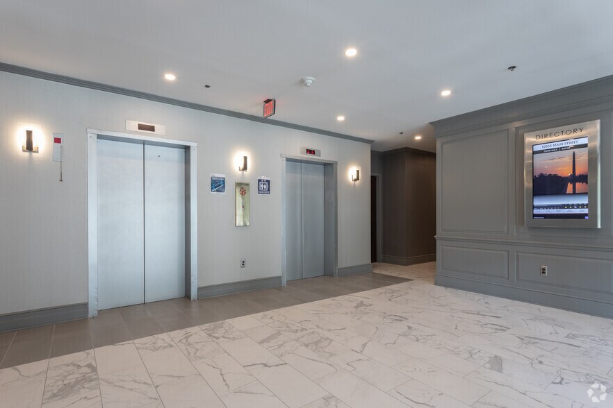 More Photos Of 10555 Main St, Fairfax Office For Lease