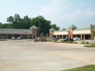 Primary Photo Of 4508 Coliseum Blvd, Alexandria General Retail For Lease
