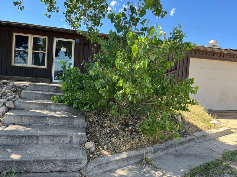 More Photos Of 195 Prairie Hawk Dr, Castle Rock Warehouse For Lease