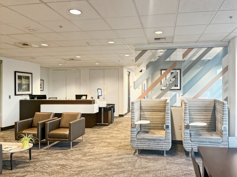 More Photos Of 650 NE Holladay St, Portland Coworking Space