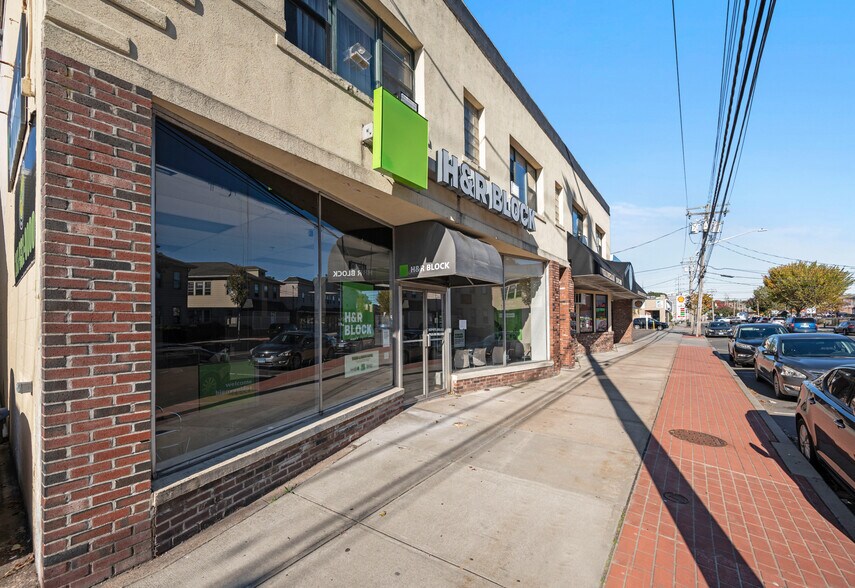 More Photos Of 614-618 Campbell Ave, West Haven Freestanding For Lease