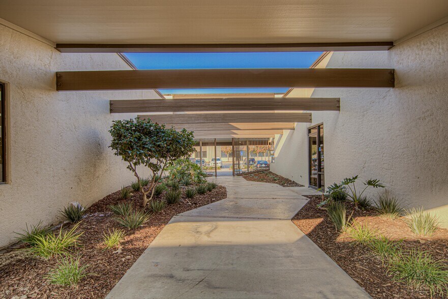 More Photos Of 5300 Lennox Ave, Bakersfield Medical For Sale