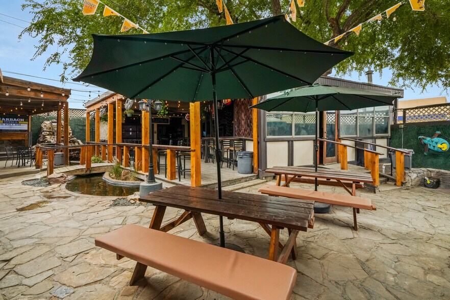 More Photos Of 5200 Doniphan Dr, El Paso Bar For Sale