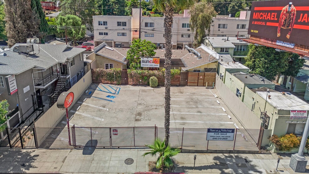 Primary Photo Of 10820 Ventura Blvd, Studio City Restaurant For Sale