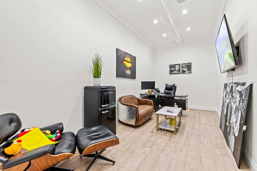 More Photos Of 9237 San Fernando Rd, Sun Valley Industrial For Sale