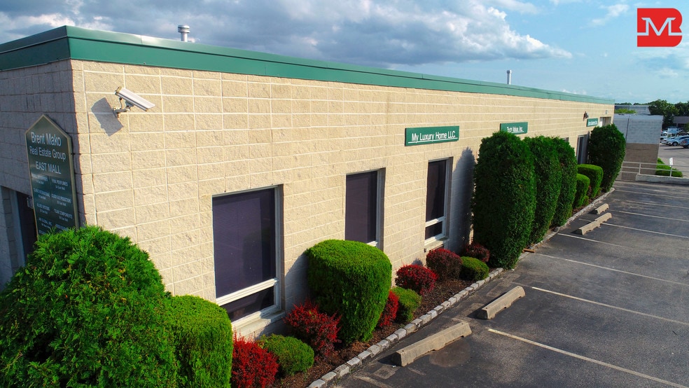 More Photos Of 14-38 East Mall, Plainview Warehouse For Lease