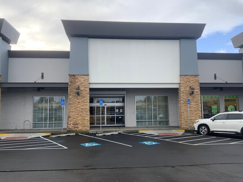 Primary Photo Of 10552-10548 SE Washington St, Portland General Retail For Lease