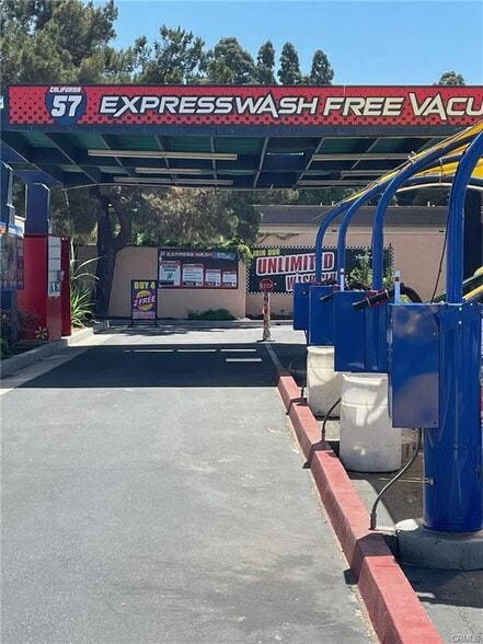 More Photos Of 2525 E Lincoln Ave, Anaheim Carwash For Sale