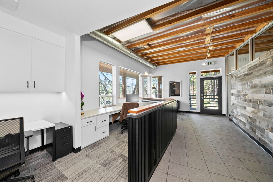 More Photos Of 12010 Donner Pass Rd, Truckee Office For Sale