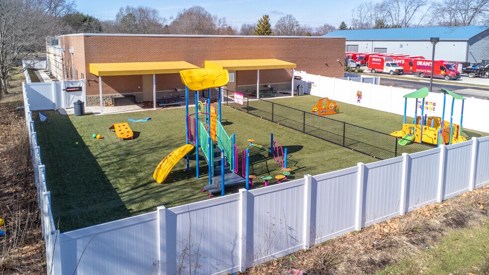 More Photos Of 722 N Fairfield Rd, Beavercreek Daycare Center For Sale