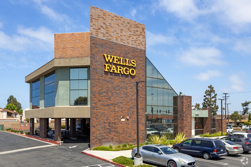 More Photos Of 16531 Bolsa Chica St, Huntington Beach Office For Lease