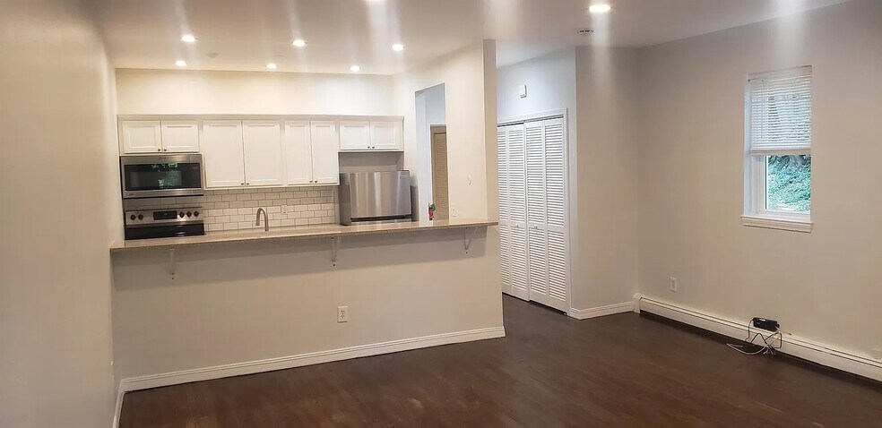 More Photos Of 140-144 Union St, Poughkeepsie Apartments For Sale